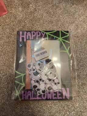 Happy Halloween Googly Eye Frame - Black & Purple